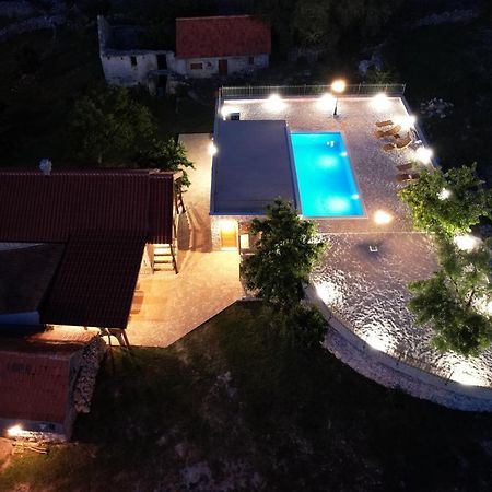 Patakun Holiday Home For 5, With Heated Pool Lecevica 외부 사진