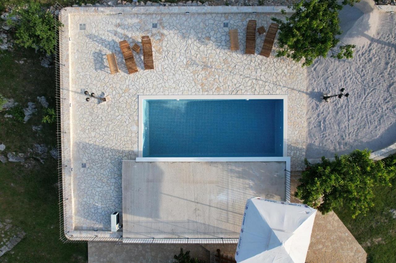 Patakun Holiday Home For 5, With Heated Pool Lecevica 외부 사진